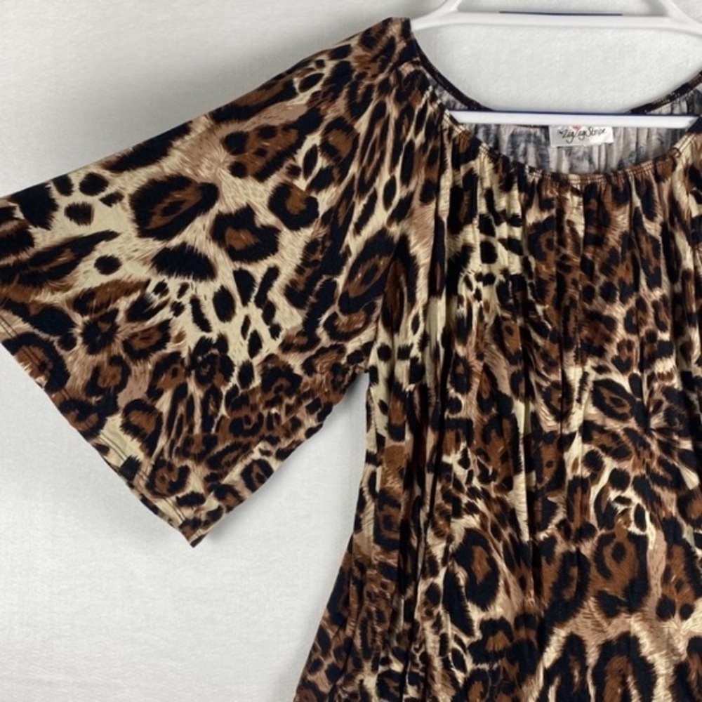 The Zig Zag Stripe | Women’s Leopard Print Flowy Top | Size Small - Medium | - Picture 3 of 6